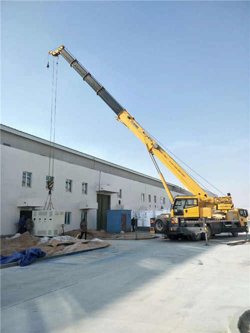子洲县“超载就喊停”—— 吊车的 “重量保镖” 技术